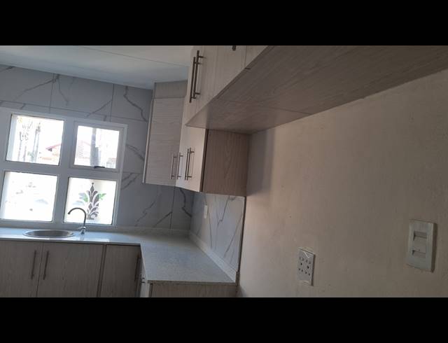 4 BEDROOM HOUSE FOR SALE IN AVIARY HILL